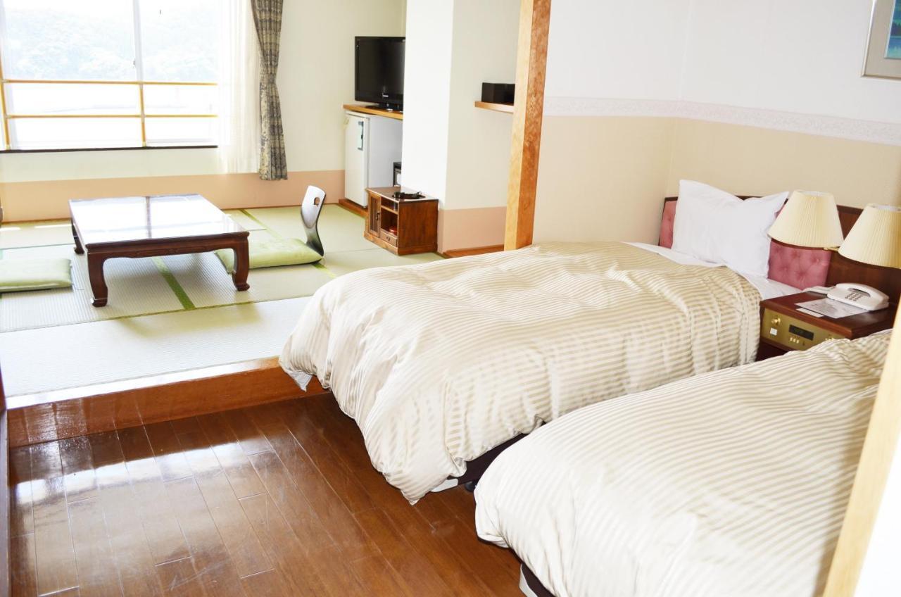 Oki Plaza Hotel Okinoshima  Exteriör bild