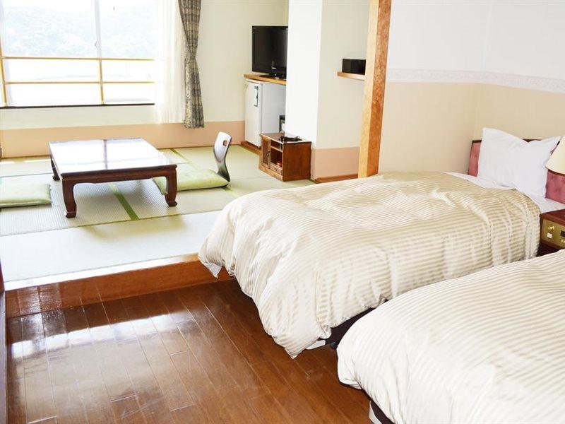 Oki Plaza Hotel Okinoshima  Exteriör bild